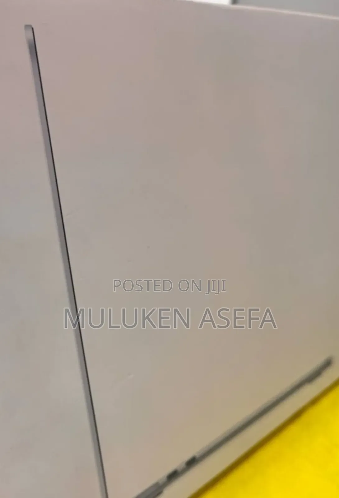 New Laptop Apple MacBook Air 2025 M4 13-Inch 16GB Apple M4 SSD 256GB