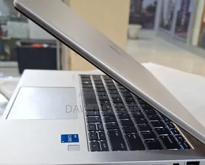 New Laptop HP EliteBook 840 16GB Intel Core I5 SSD 1T