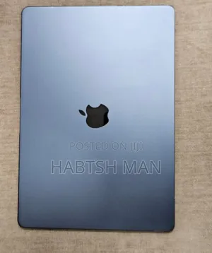 New Laptop Apple MacBook Air 2022 M2 8GB Apple M2 SSD 512GB