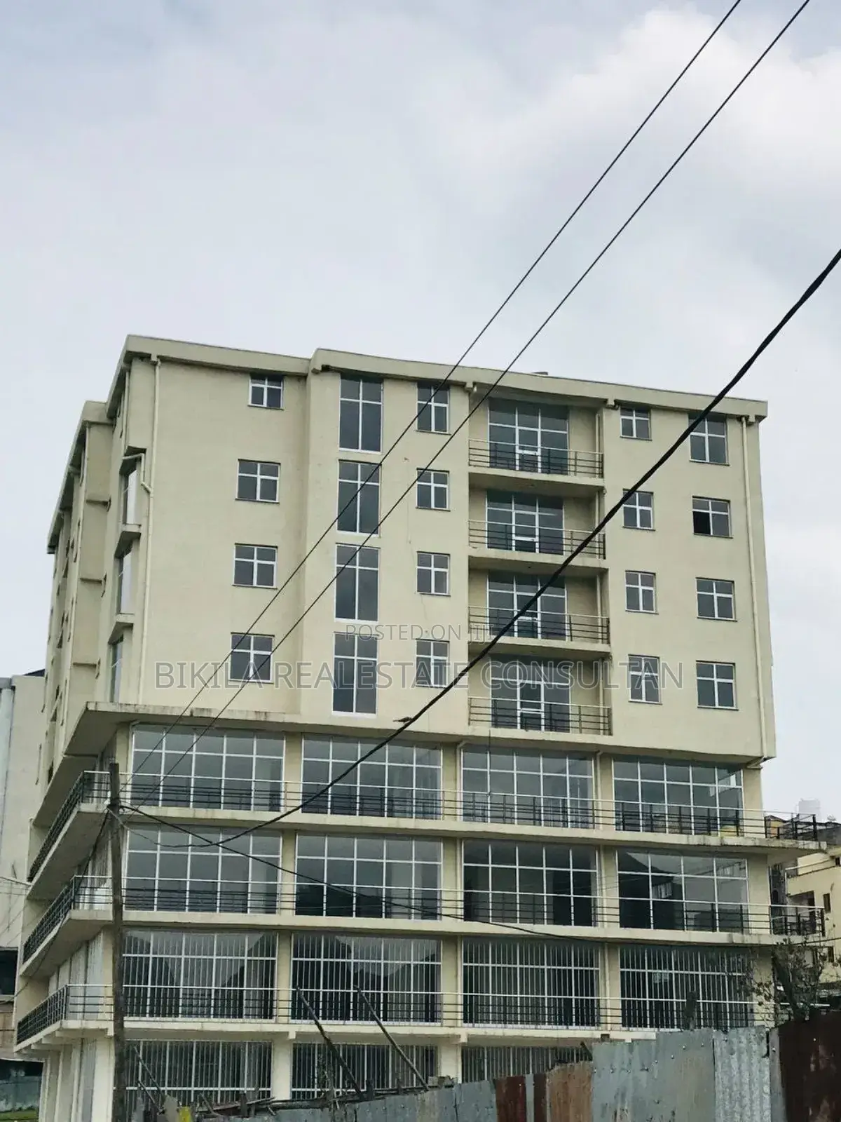Furnished 3bdrm Apartment in Masero Realestate, Addis Ketema for sale