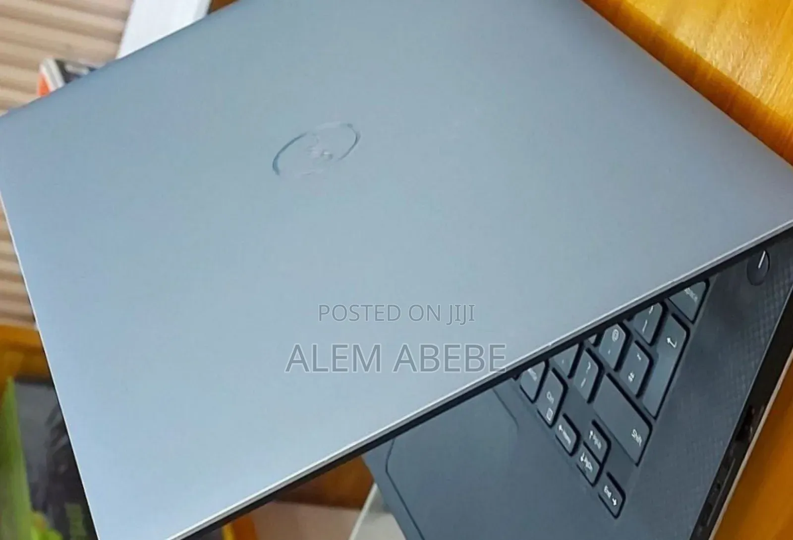 New Laptop Dell Precision 15 3520 16GB Intel Core I7 SSD 512GB