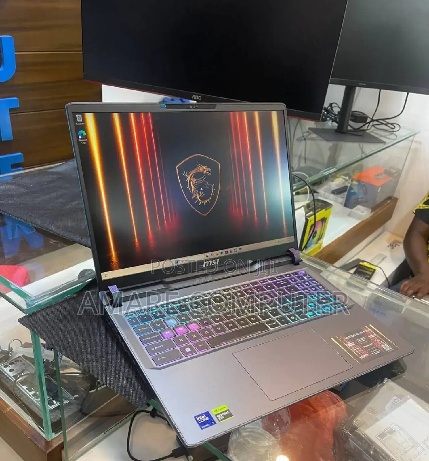 New Laptop MSI Vector 16 HX AI A2XWIG 16GB Intel Core Ultra 7 SSD 1T