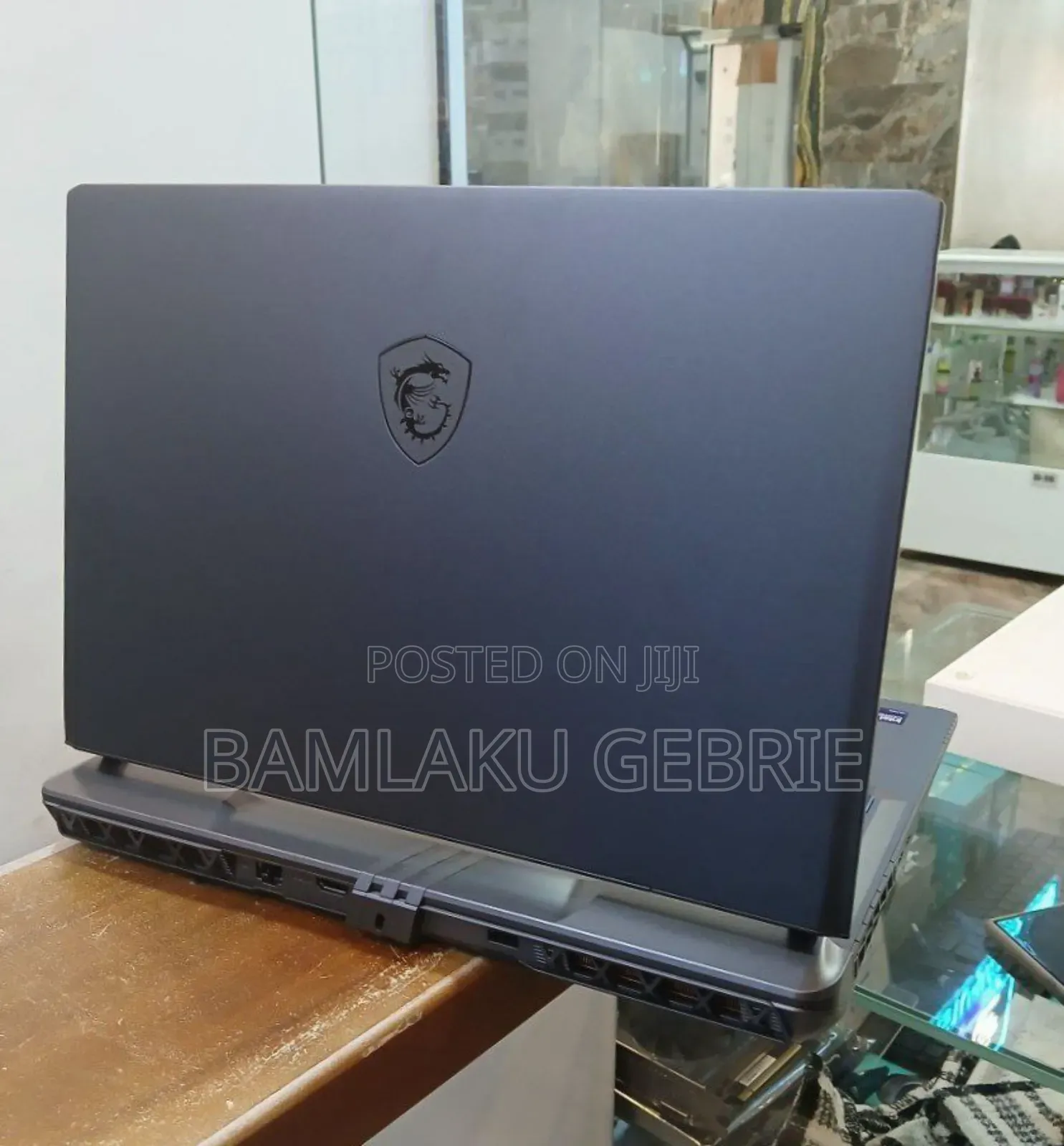 New Laptop MSI Vector 16 HX AI A2XWIG 16GB Intel Core Ultra 7 SSD 1T