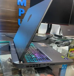 New Laptop MSI Vector 16 HX AI A2XWIG 16GB Intel Core Ultra 7 SSD 1T