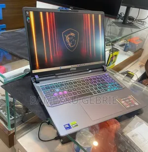 New Laptop MSI Vector 16 HX AI A2XWIG 16GB Intel Core Ultra 7 SSD 1T