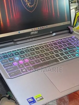 New Laptop MSI Vector 16 HX AI A2XWIG 16GB Intel Core Ultra 7 SSD 1T