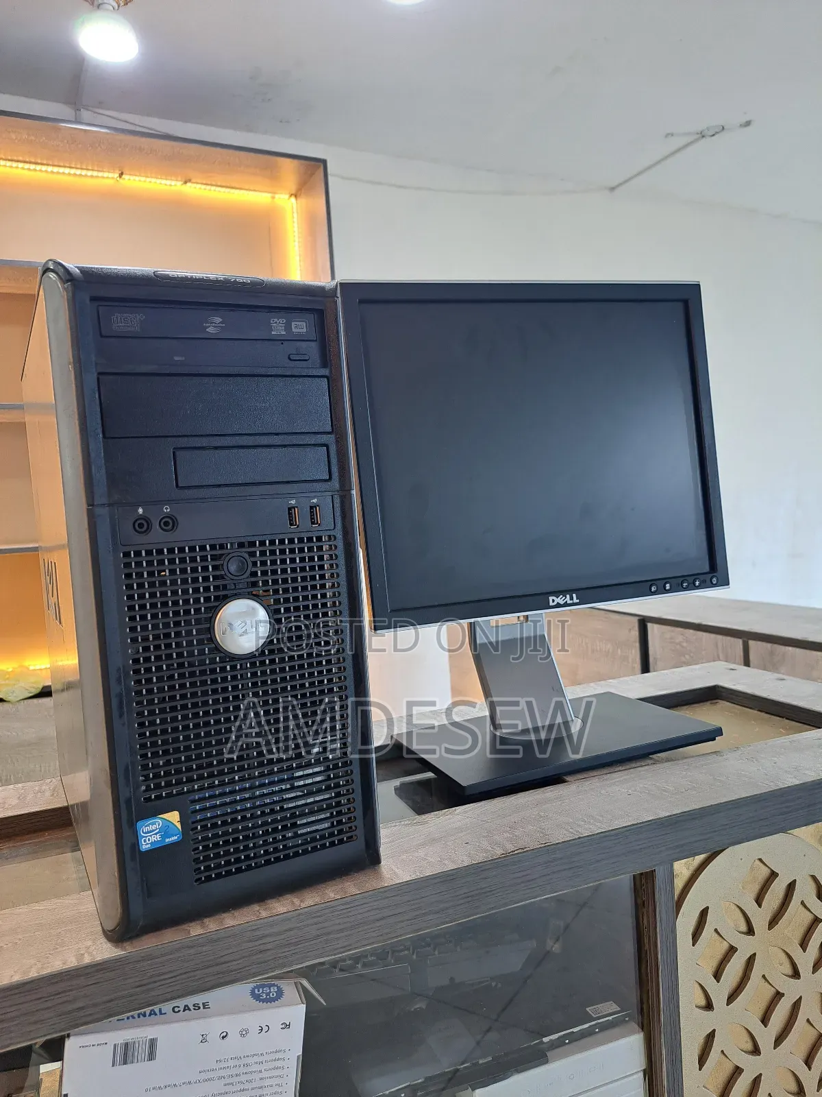 Desktop Computer Dell OptiPlex 780 2GB Intel Core 2 Duo HDD 250GB