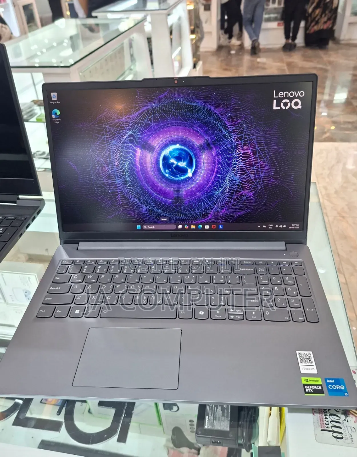 New Laptop Lenovo LOQ 15IRH8 16GB Intel Core I5 SSD 512GB