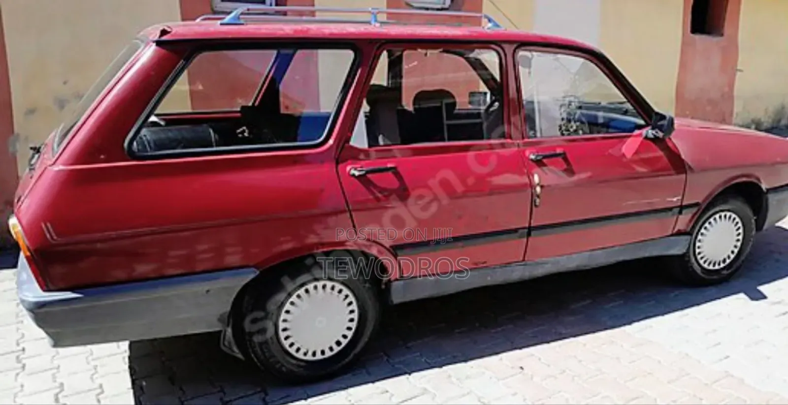 Renault Caravelle 1998 Red