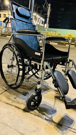 Photo - Multifaetianal Wheelchair田wheelchair 廿wheelchair 手wheelchair 田wheelcha
