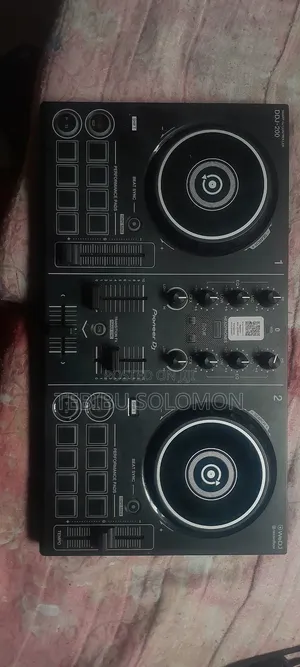 DDJ 200 Mixer