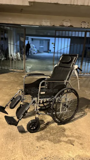 Photo - Multifaetianal Wheelchair田wheelchair水wheelchair口wheelchair 山wheelchai