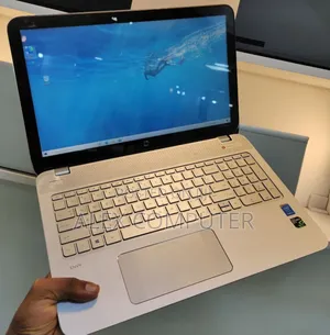 New Laptop HP Envy 15 12GB Intel Core I5 SSD 256GB