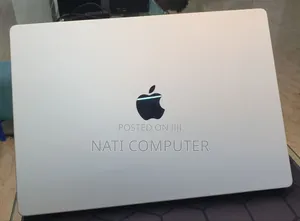 New Laptop Apple MacBook Pro M1 32GB AMD A10 SSD 512GB