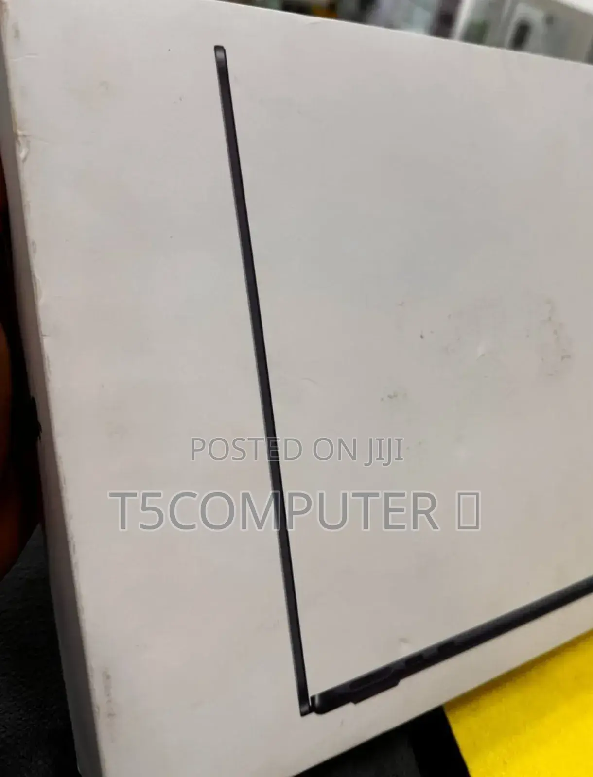 New Laptop Apple MacBook Air 2025 M4 13-Inch 16GB Apple M4 SSD 256GB