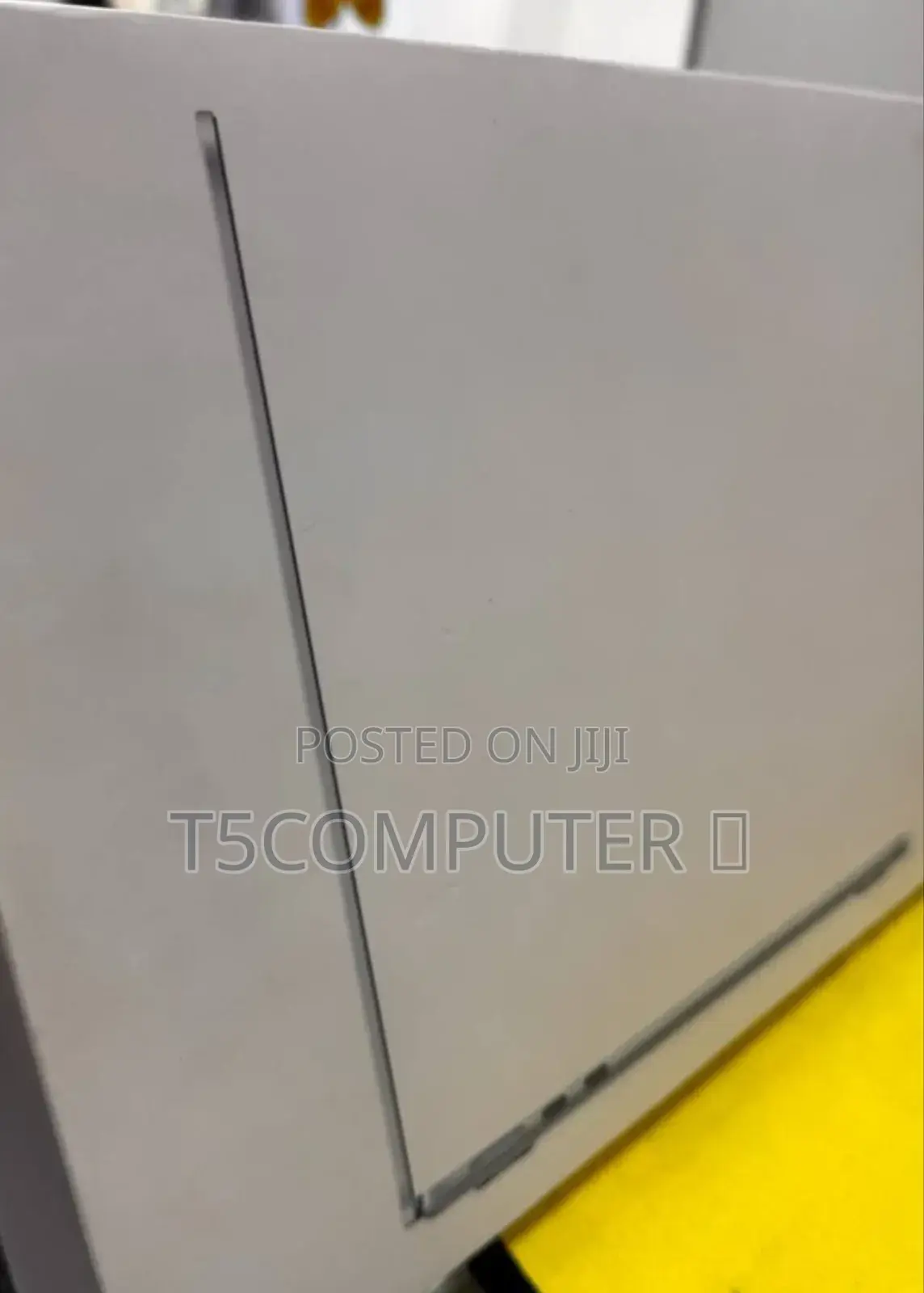 New Laptop Apple MacBook Air 2025 M4 13-Inch 16GB Apple M4 SSD 256GB