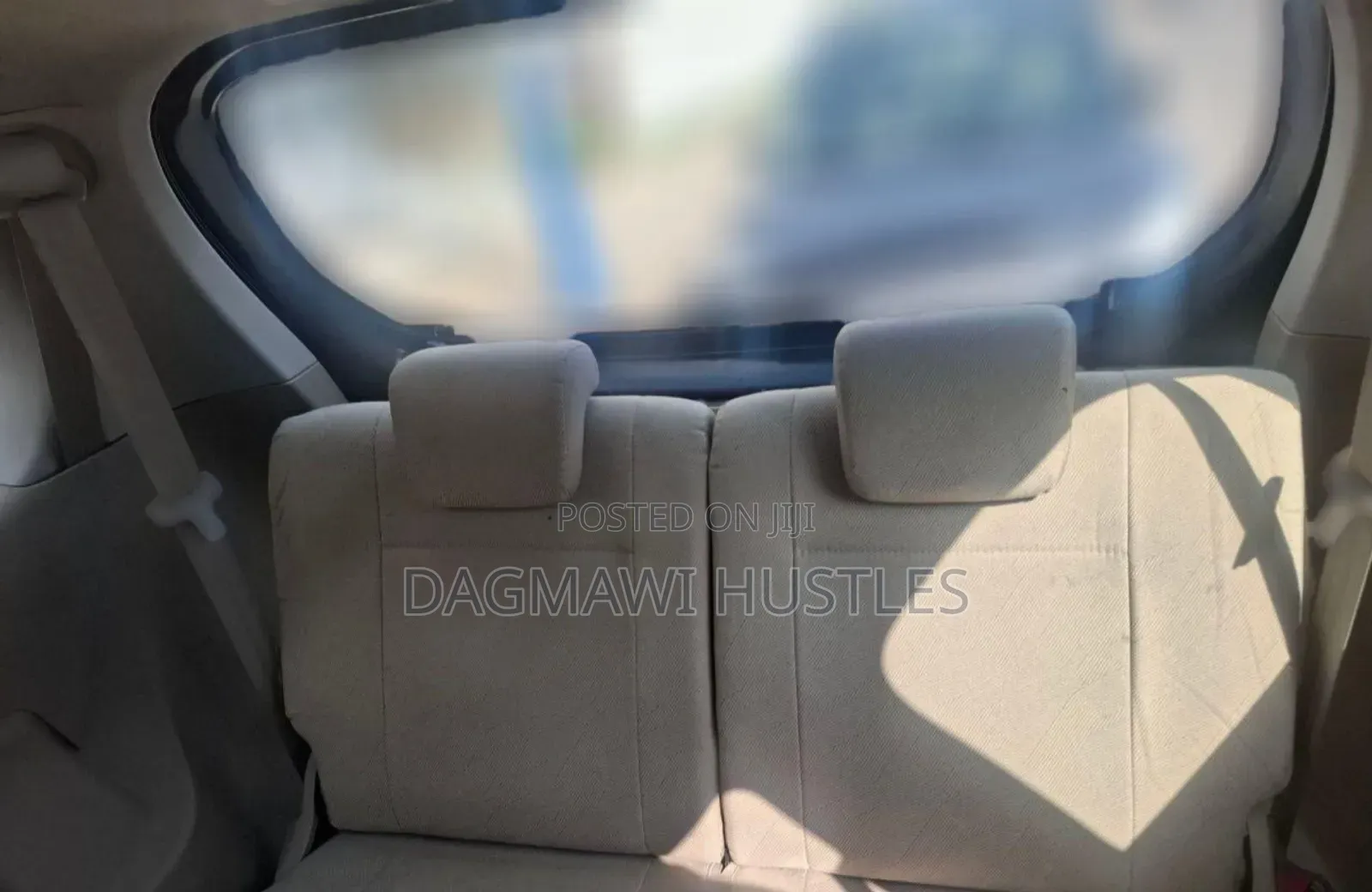 Toyota Avanza 2013 Black