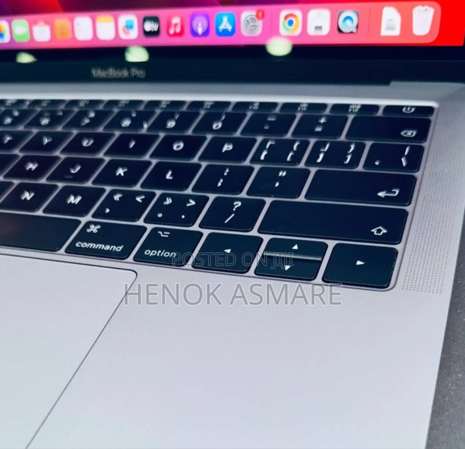 New Laptop Apple MacBook Pro 2017 8GB SSD 512GB