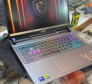 New Laptop MSI Vector 16 HX AI A2XWIG 16GB Intel Core Ultra 7 SSD 1T