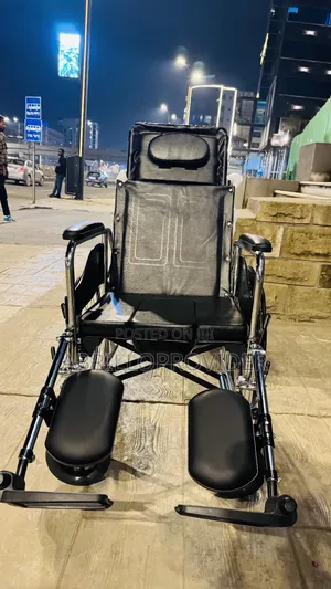 Photo - Multifaetianal Wheelchair 手wheelchair 山wheelchair卜wheelchair 田wheelcha