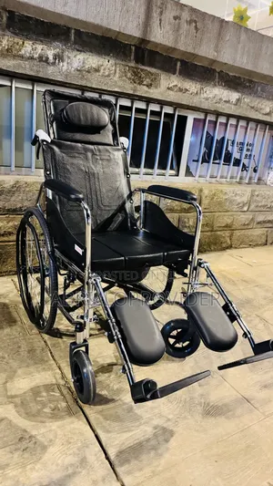 Photo - Toilet Wheelchair 手wheelchair 山wheelchair 卜wheelchair 手wheelchair 山whe