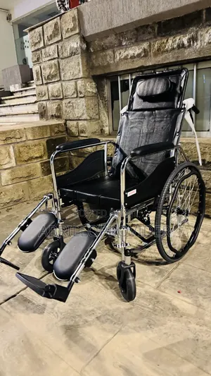 Photo - Toilet Wheelchair 手wheelchair 水wheelchair 手wheelchair 山wheelchair 口whe