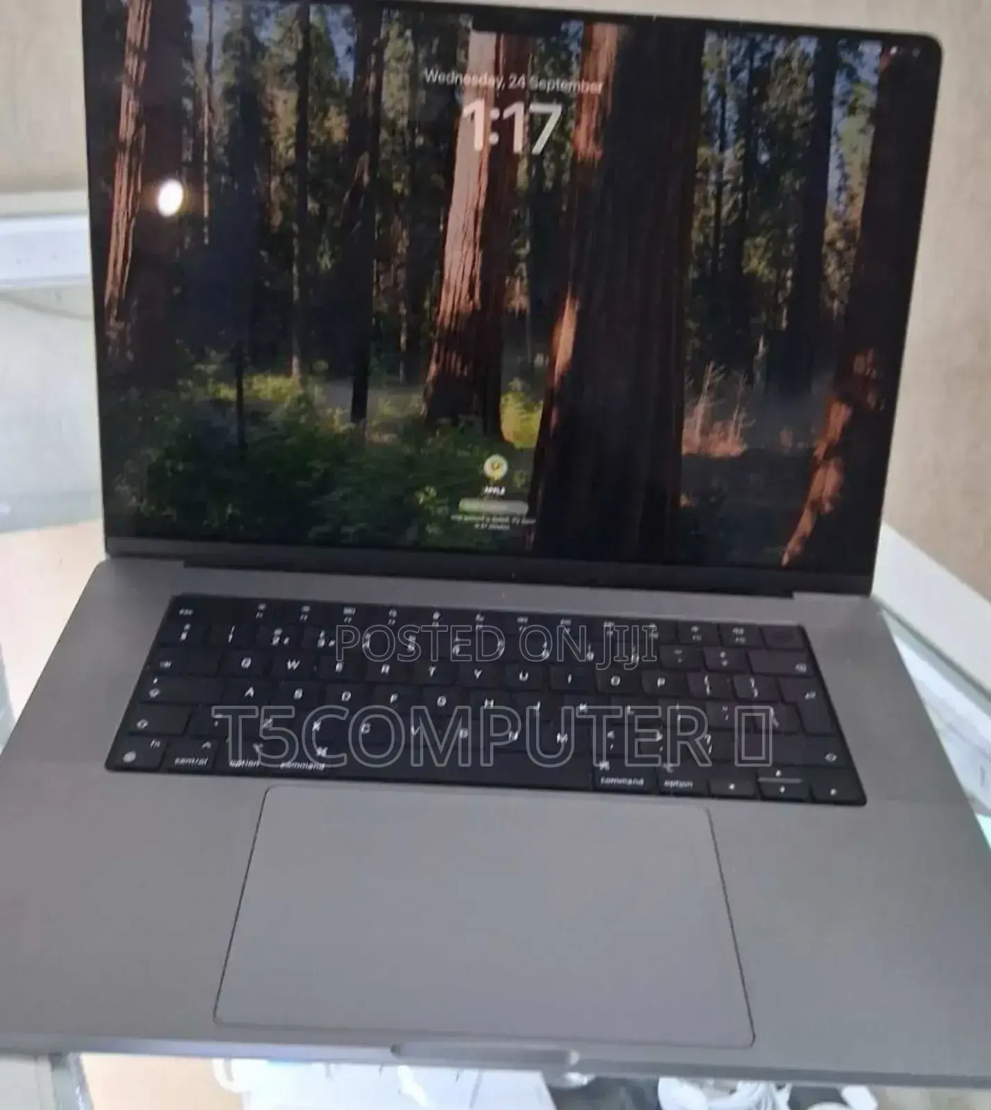 New Laptop Apple MacBook Pro M1 32GB Apple M1 Max SSD 1T