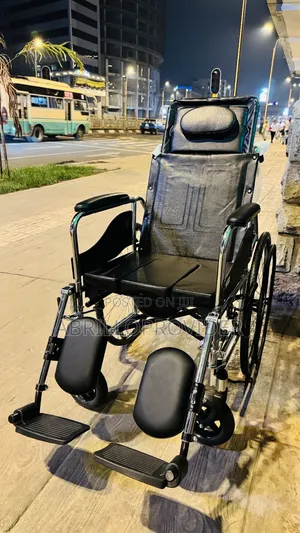 Photo - Multifaetianal Wheelchair田wheelchair口wheelchair卜wheelchair 手wheelchair