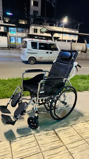 Photo - Toilet Wheelchair 手wheelchair 卜wheelchair 山wheelchair 田wheelchair 卜whe