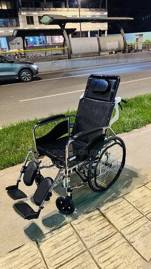 Photo - Toilet Wheelchair田wheelchair 田wheelchair 手wheelchair 口wheelchair 卜whee