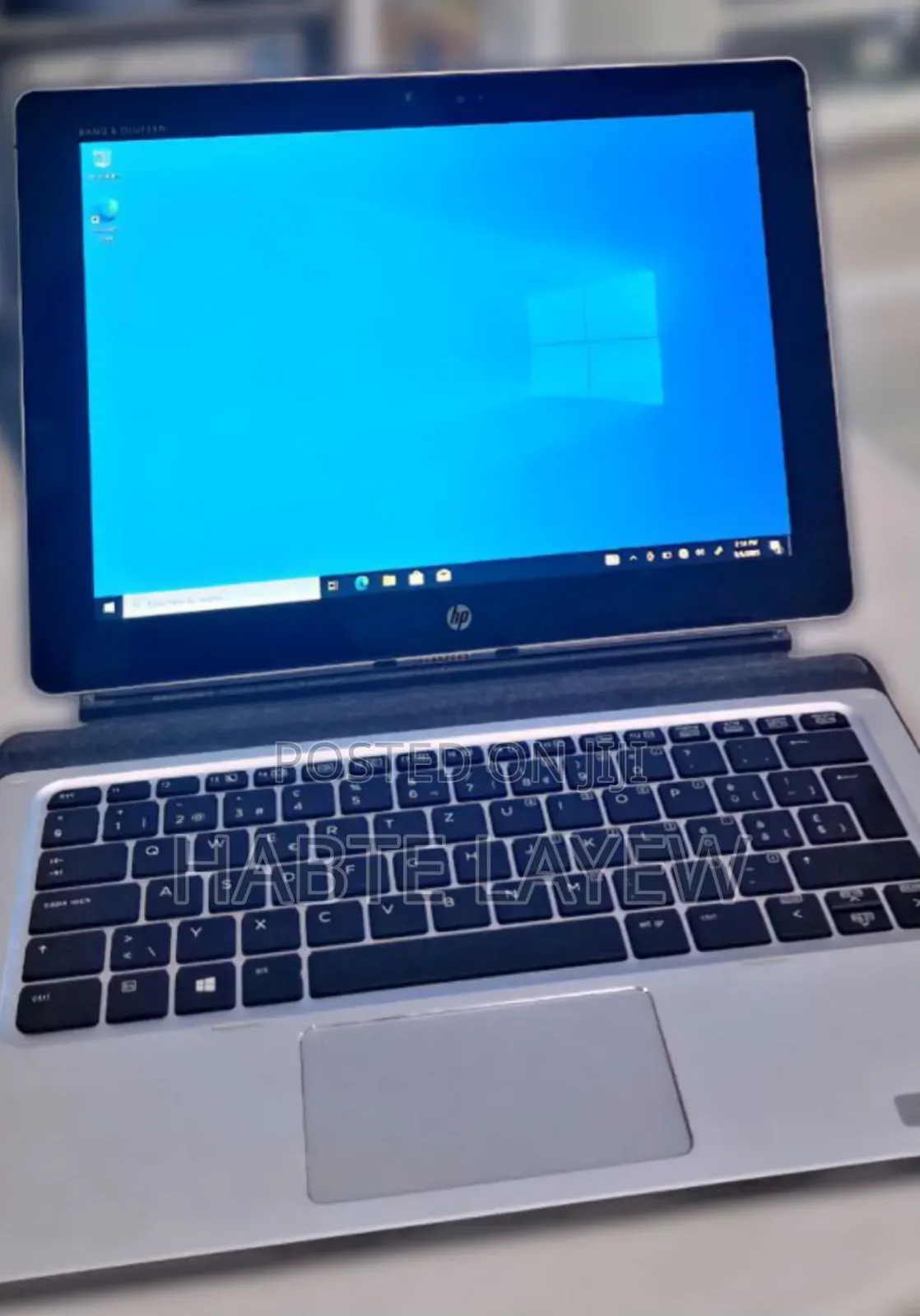 New Laptop HP Elite X2 1012 8GB Intel Core M2 SSD 256GB