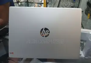 New Laptop HP Pavilion 15 16GB Intel Core I5 SSD 1T
