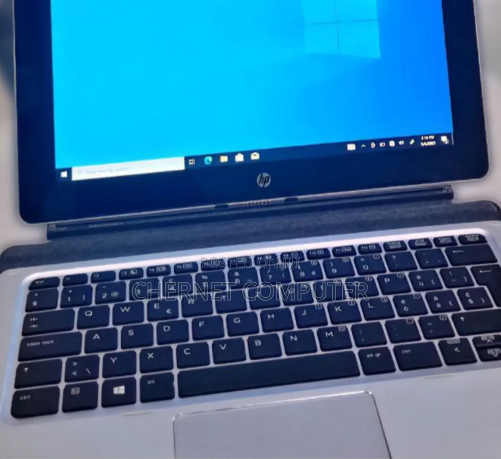 New Laptop HP X2 8GB SSD 256GB