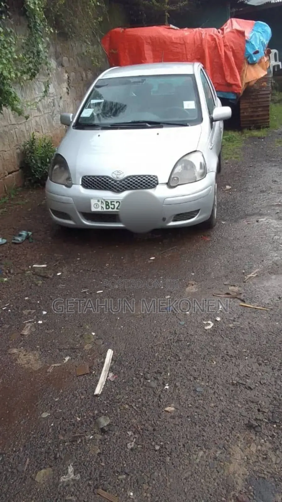 Toyota Vitz 2004 White