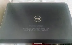 Laptop Dell Latitude 5310 4GB Intel Core I7 HDD 500GB