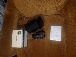 Photo - Sigma F1.8 Dc Art Lense for Nikon