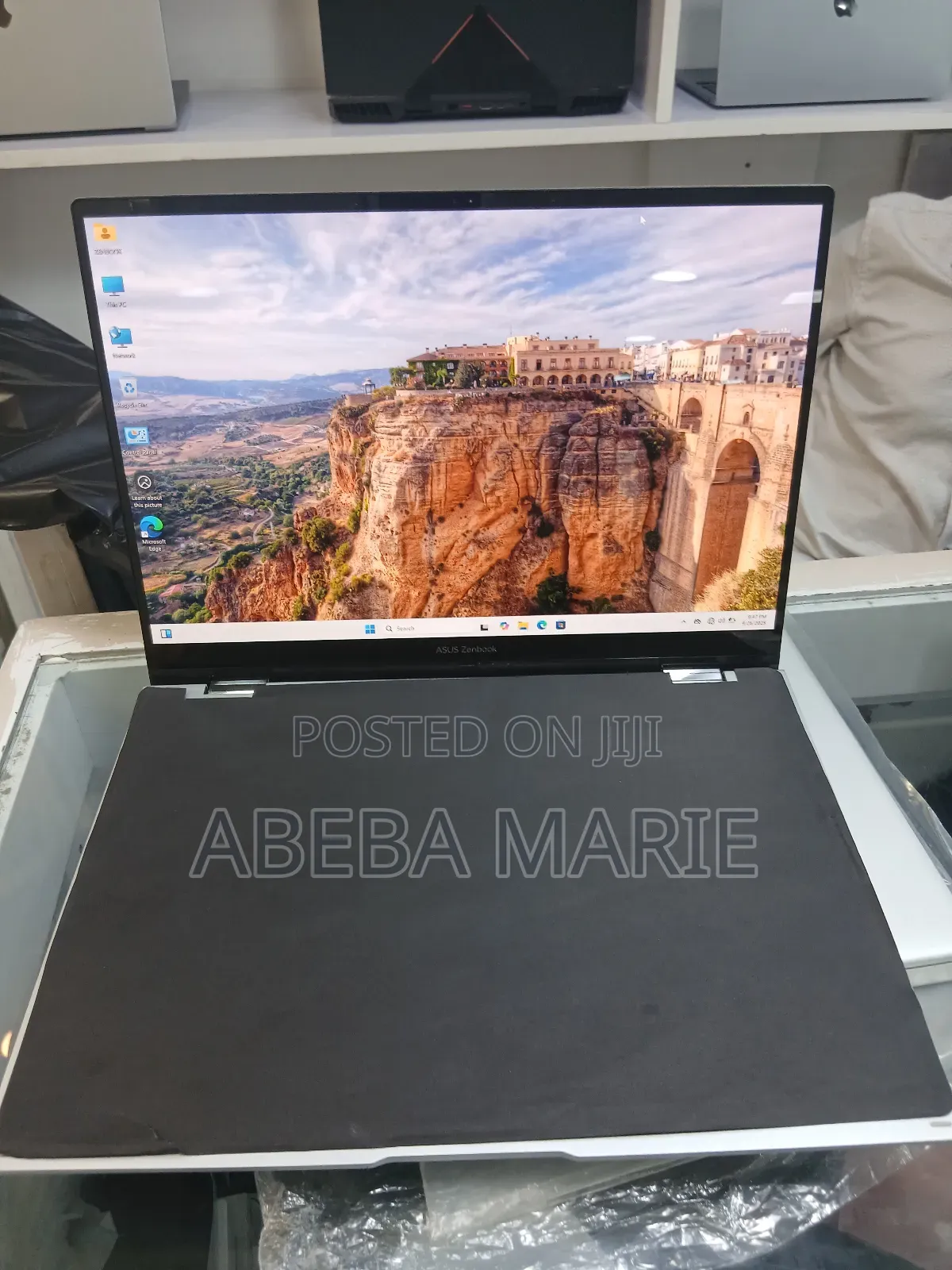 New Laptop Asus ZenBook Touch UX31A 16GB Intel Core I7 SSD 1T