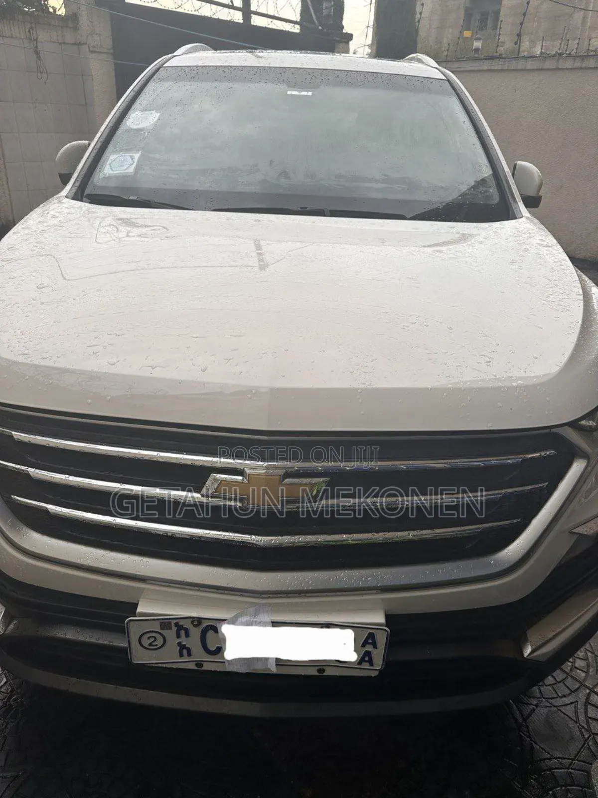 Chevrolet Captiva 2022 White