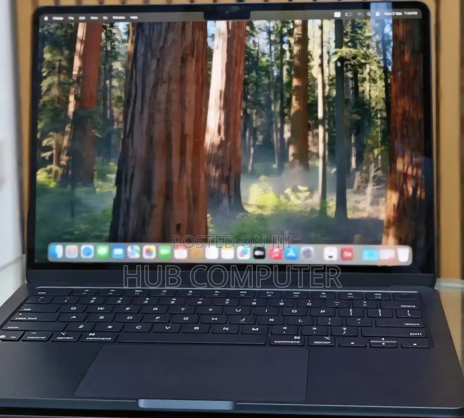 New Laptop Apple MacBook Air 2024 M3 13-Inch 16GB Apple M3 SSD 256GB