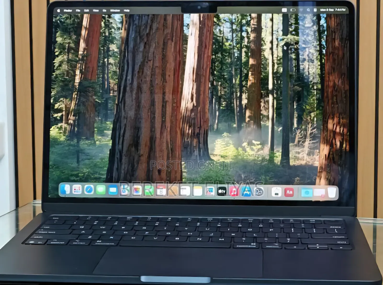 New Laptop Apple MacBook Air 2024 M3 13-Inch 16GB Apple M3 SSD 256GB