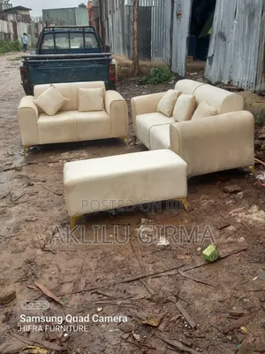 Photo - Quality Sofa