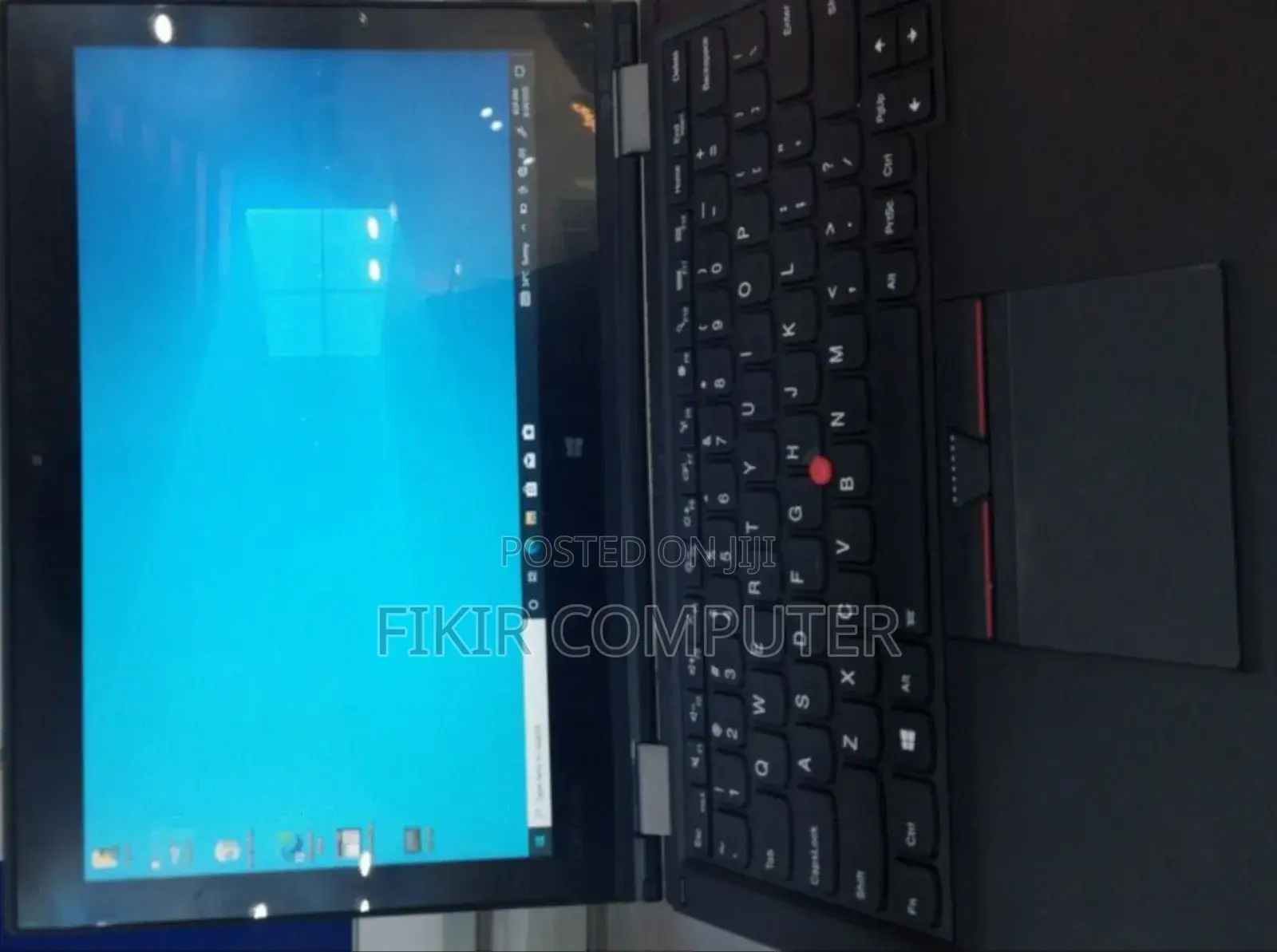 New Laptop Lenovo Yoga 330 8GB Intel Core I5 SSD 256GB