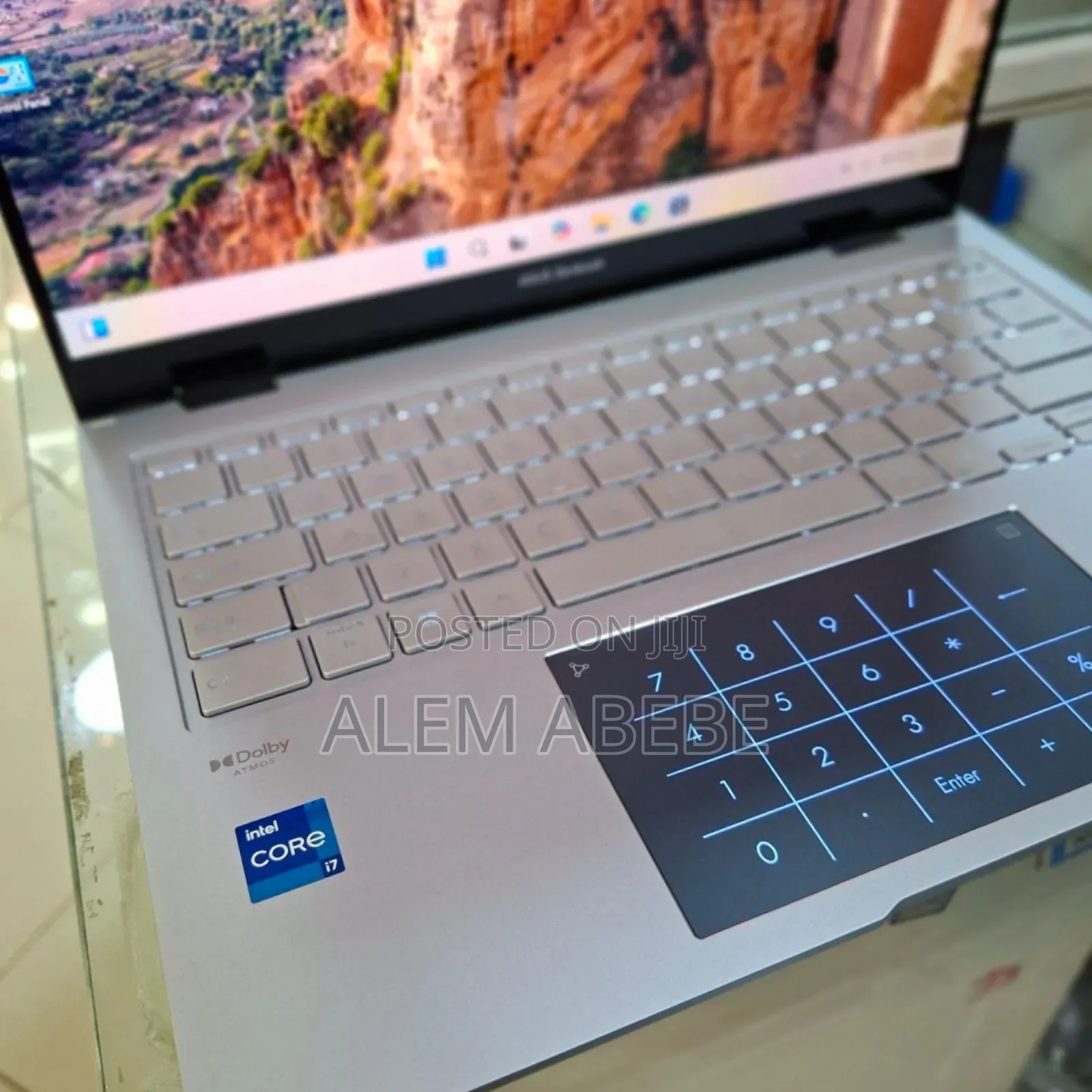 New Laptop Asus ZenBook Flip 14 UX461UA 16GB Intel Core I7 SSD 1T