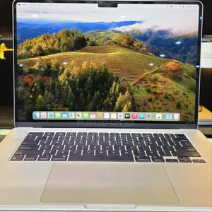 New Laptop Apple MacBook Pro 2019 8GB Intel Core I5 SSD 256GB