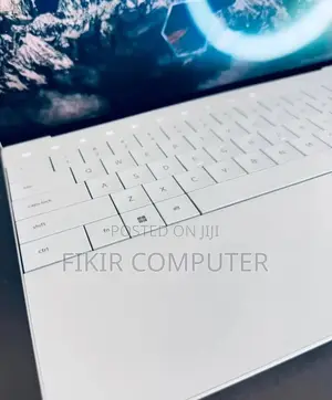 New Laptop Dell XPS 13 16GB Intel Core I7 SSD 512GB