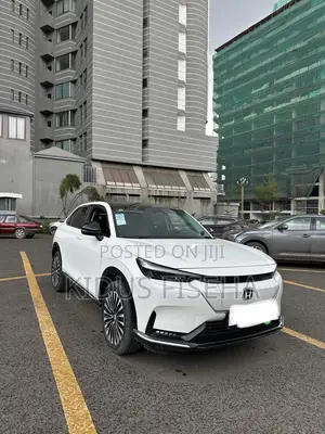 Photo - Honda e:NS1 2023 White