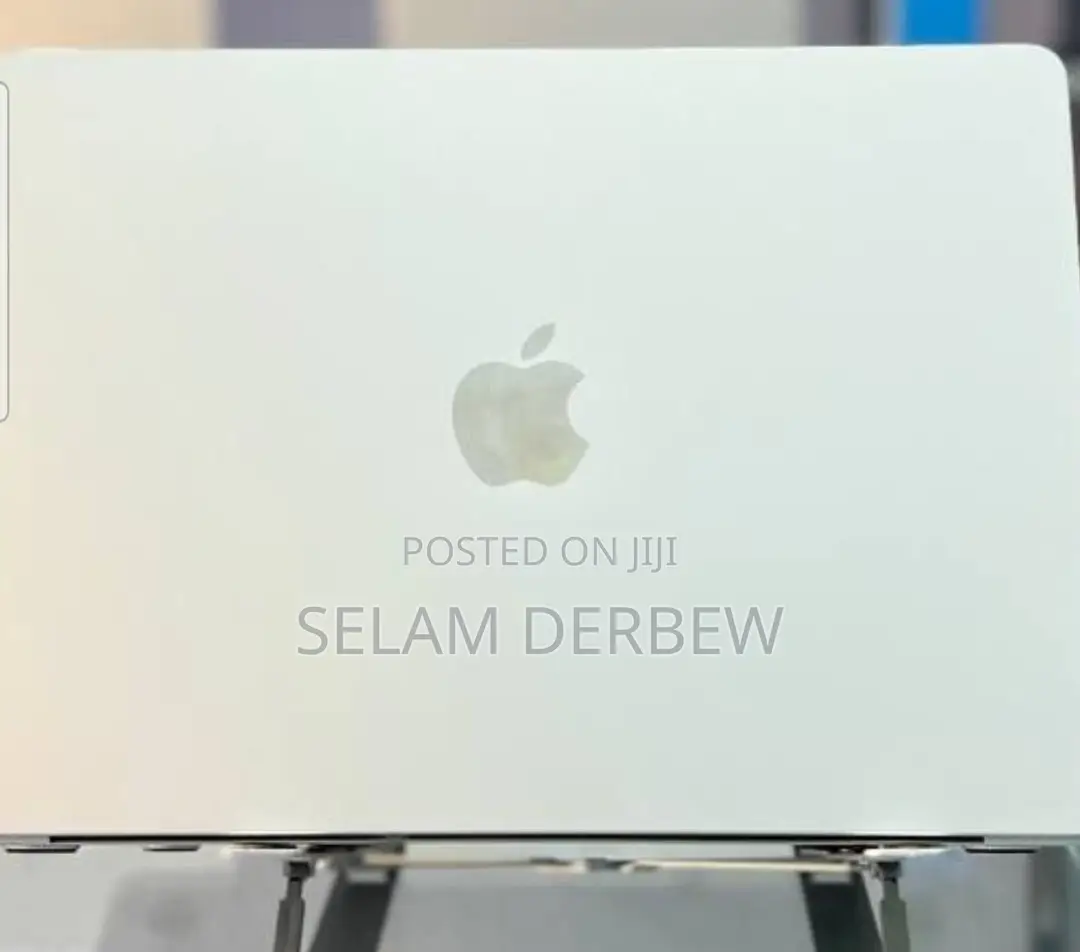 New Laptop Apple MacBook Air 2025 M4 13-Inch 16GB Apple M4 SSD 256GB