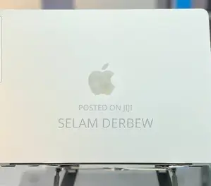 New Laptop Apple MacBook Air 2025 M4 13-Inch 16GB Apple M4 SSD 256GB