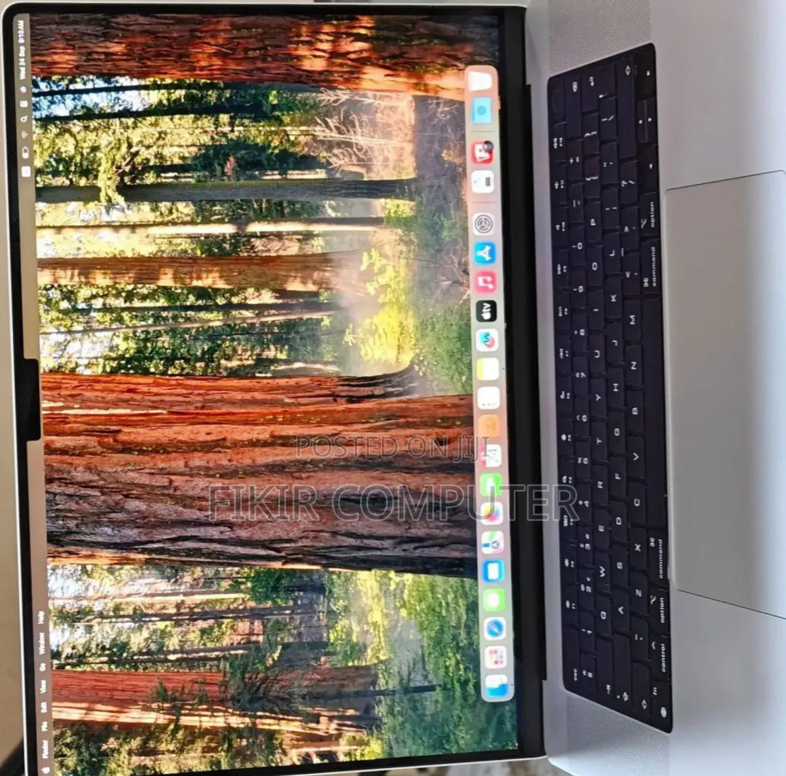 New Laptop Apple MacBook Pro M1 16GB Apple M1 Pro SSD 1T