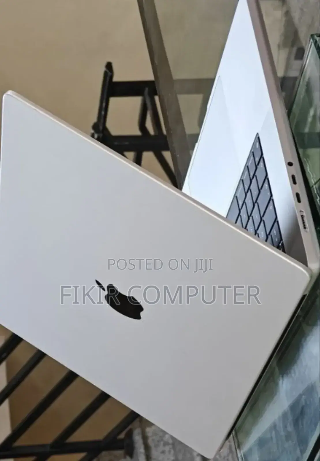 New Laptop Apple MacBook Pro M1 16GB Apple M1 Pro SSD 1T